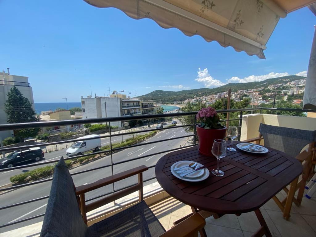Theros Kalamitsa Apartment *